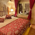 Takaev Cave House Uchisar