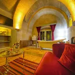 Takaev Cave House Hotel 2*