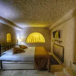 Takaev Cave House Uchisar