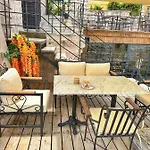 Takaev Cave House 2*