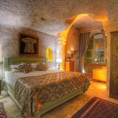 Takaev Cave House 2*