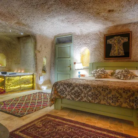 Takaev Cave House Hotel 2*