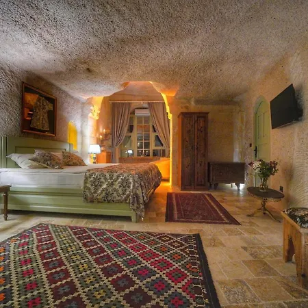 Takaev Cave House 2* Üçhisar