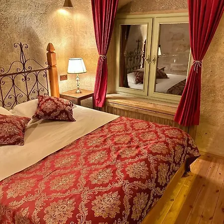 Takaev Cave House אוצ'יסר