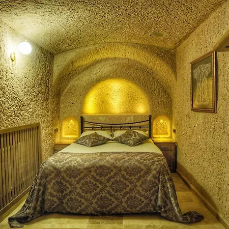 Takaev Cave House Otel 2*