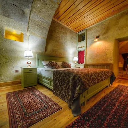 Takaev Cave House Otel 2*