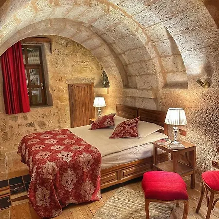 Takaev Cave House