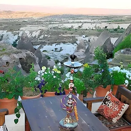 Hotel Takaev Cave House 2*