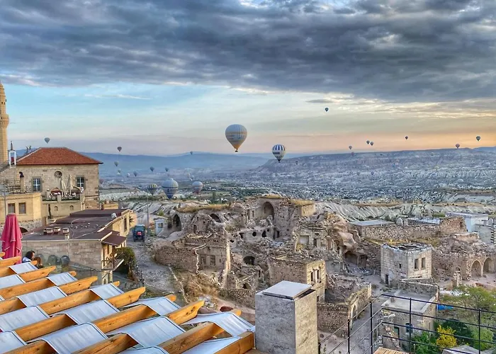Takaev Cave House Üçhisar