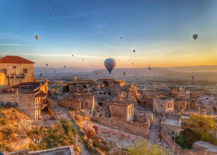 Hotell Takaev Cave House 2*