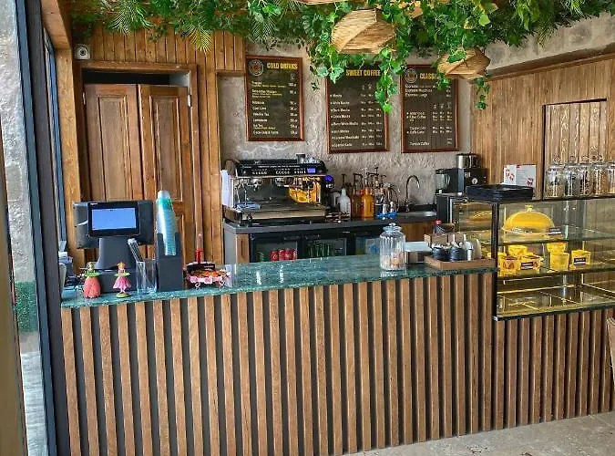 Takaev Cave House Üçhisar