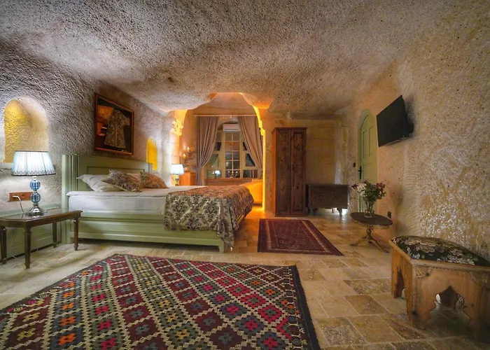 Takaev Cave House 2* Üçhisar