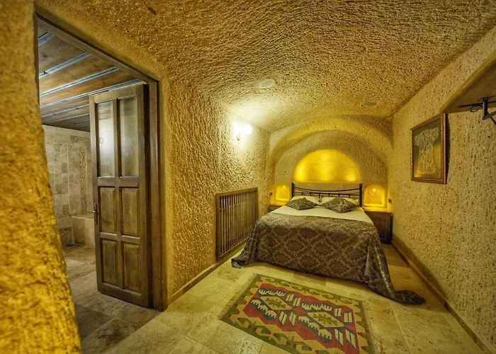 Hotell Takaev Cave House 2*