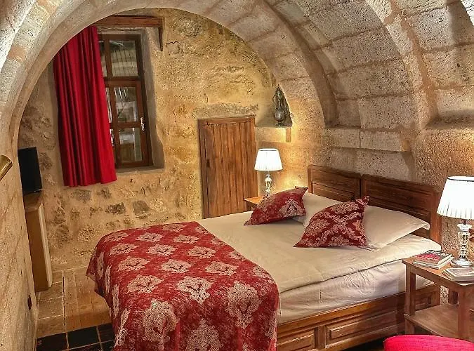 Hotell Takaev Cave House 2*