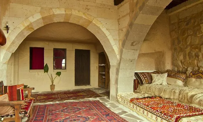 Takaev Cave House Hotel 2*